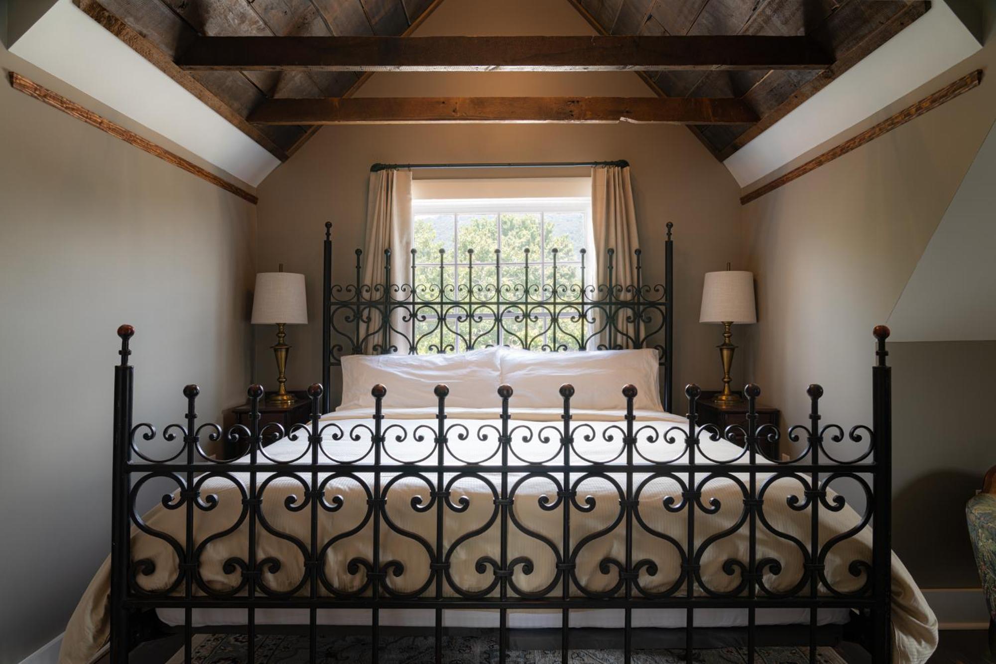 The Nuwray Hotel & Carriage House Burnsville Bagian luar foto
