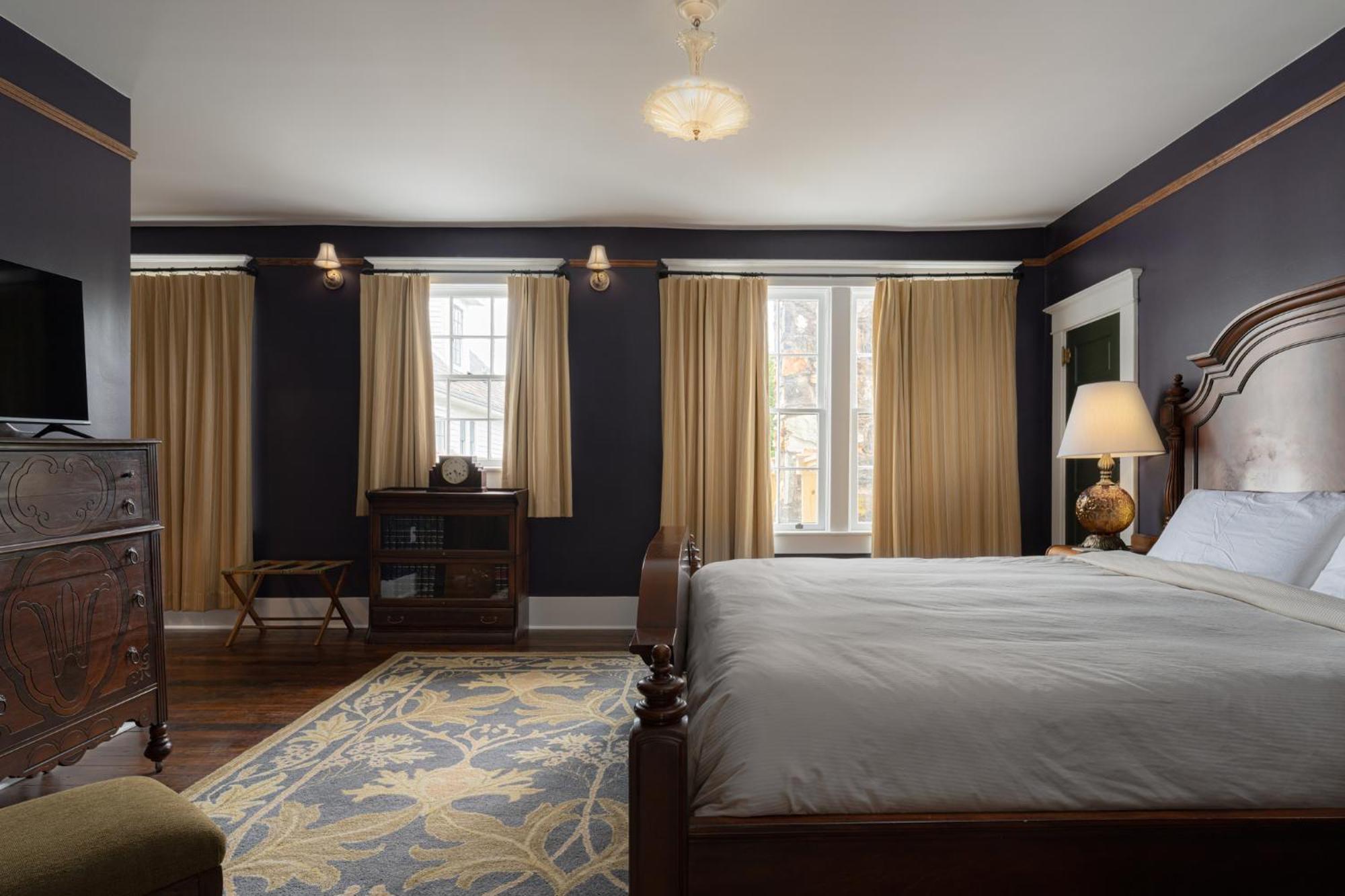 The Nuwray Hotel & Carriage House Burnsville Bagian luar foto