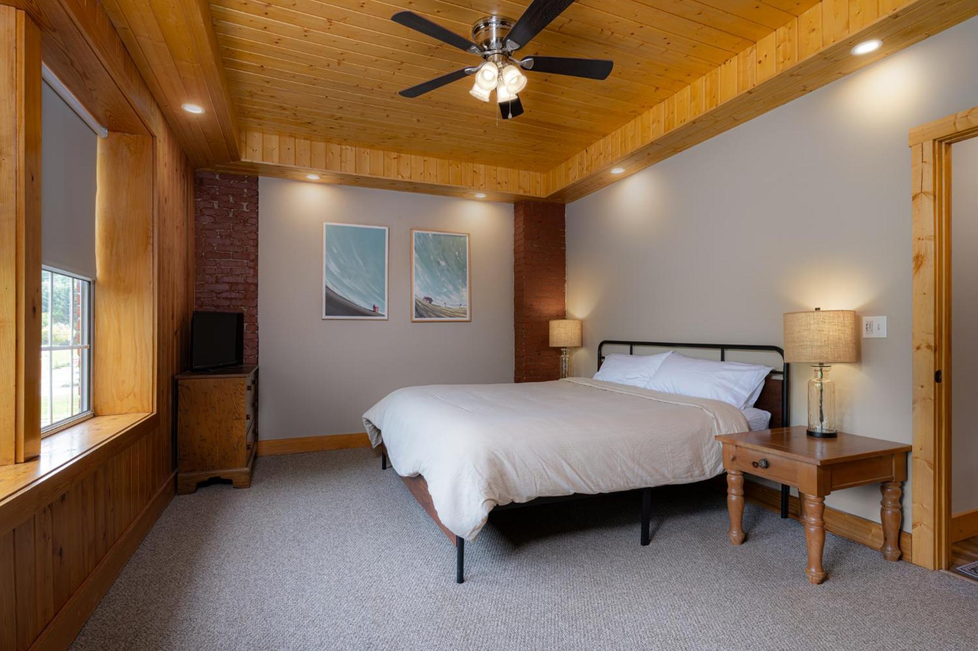The Nuwray Hotel & Carriage House Burnsville Bagian luar foto