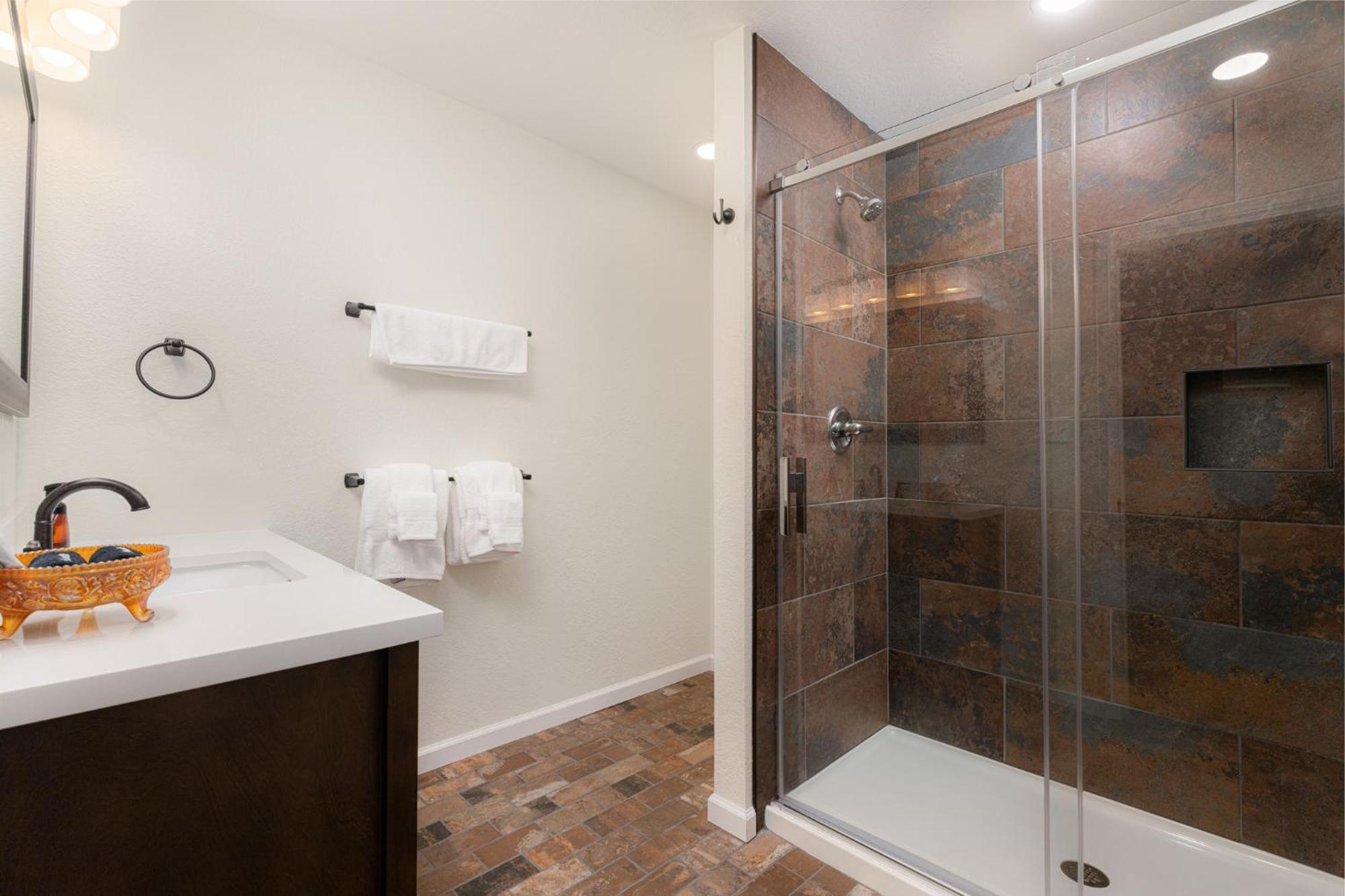 The Nuwray Hotel & Carriage House Burnsville Bagian luar foto